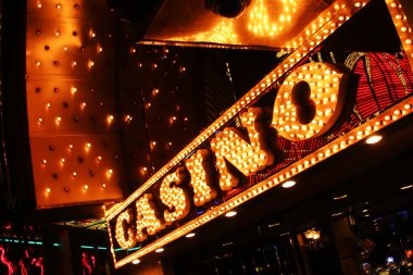 Betting layout and payout structure for VIP Roulette